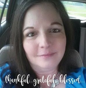 Meet your Posher, Deborah